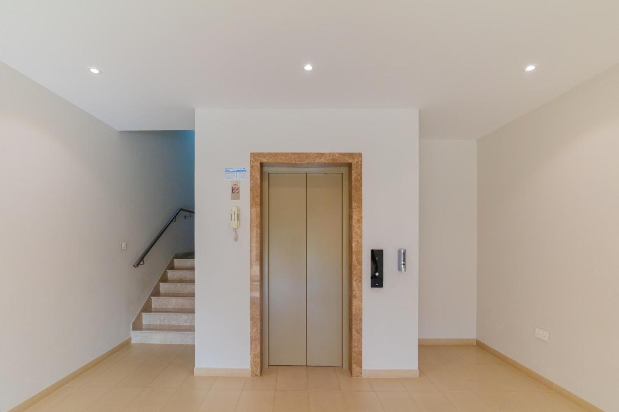 Vacation Dream By Dn Apartment Muscat Exterior photo